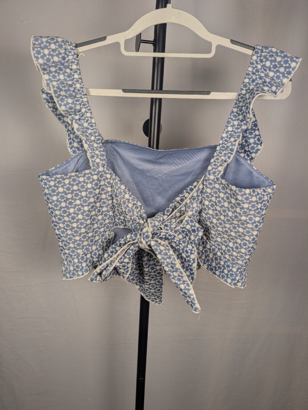 Kirious Blue White Floral Embroidered Tie Back Crop Top XL A-200 - Picture 3 of 11